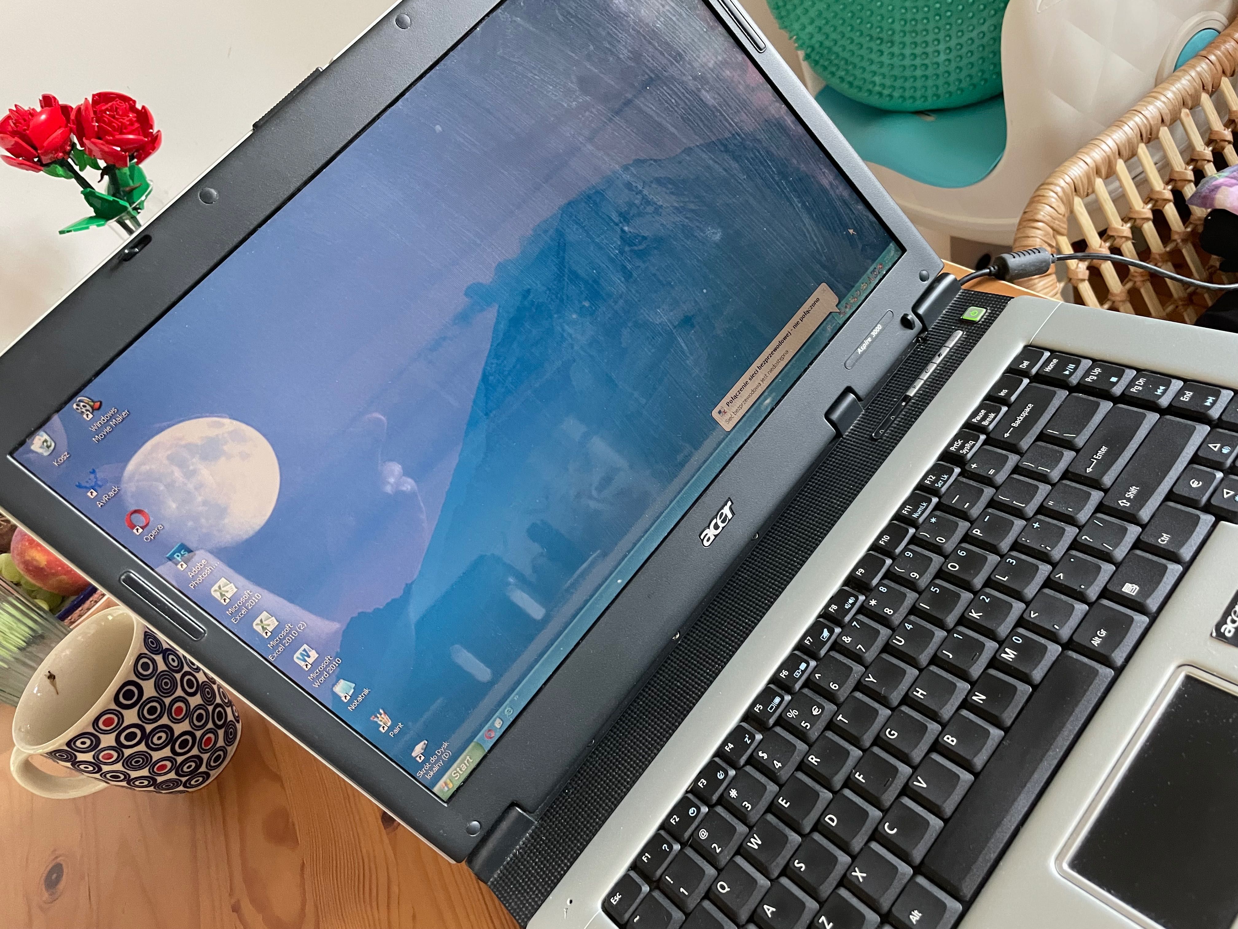 Acer Aspire 3003WLMl – komputer, który wie, co znaczy solidność