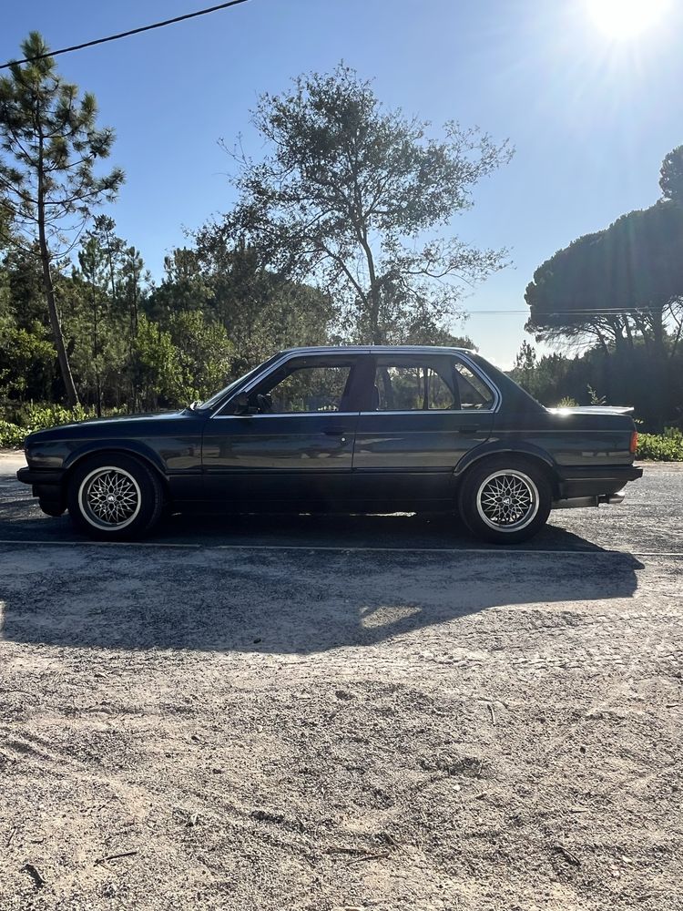 BMW 316 e30 Duplo Carburador
