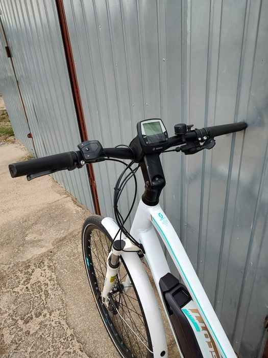 Scott e sub trekking elektryczny 45 cm Bosch