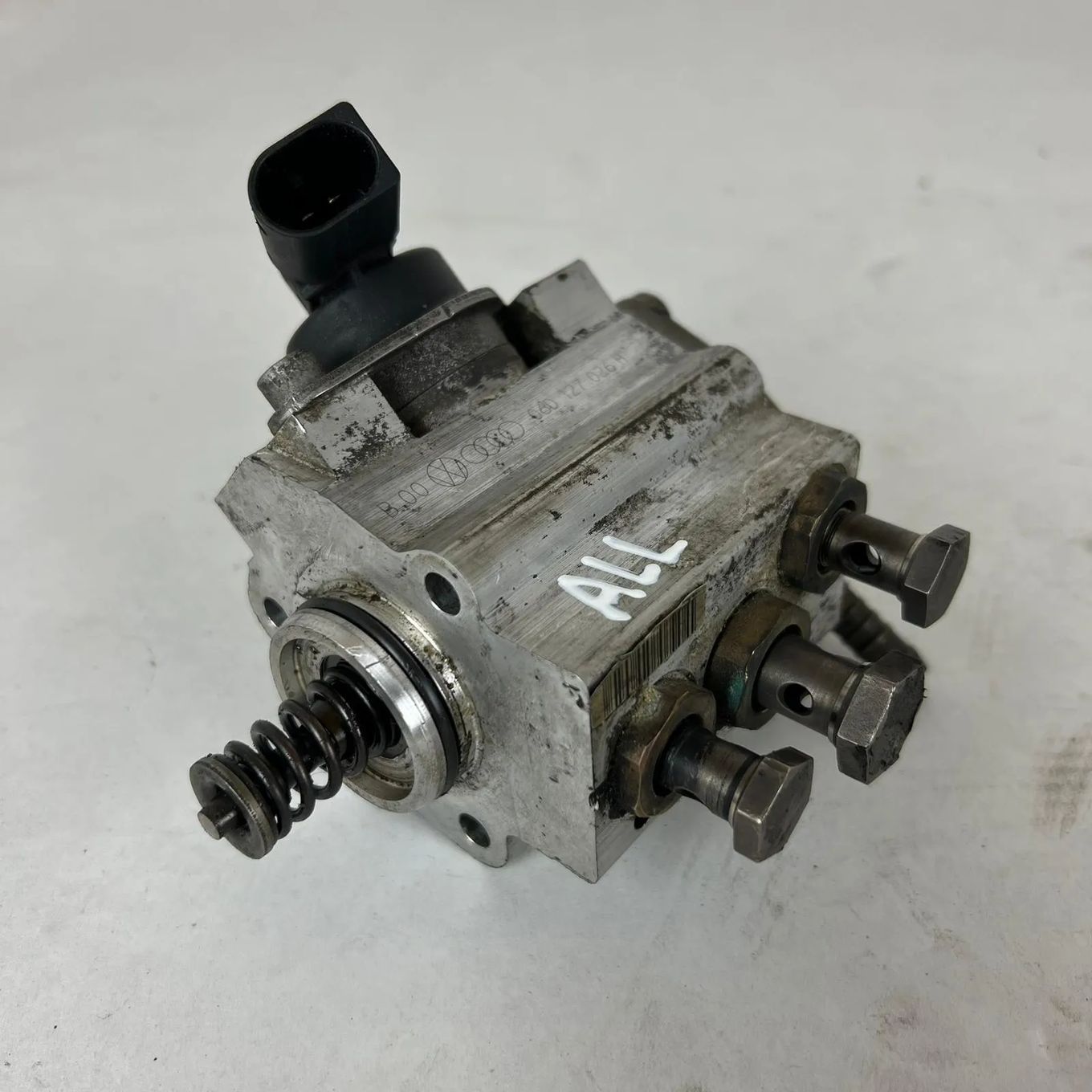 Audi A4 B6 2.0 FSI Pompa Wysokiego Ciśnienia Bosch 0261520022