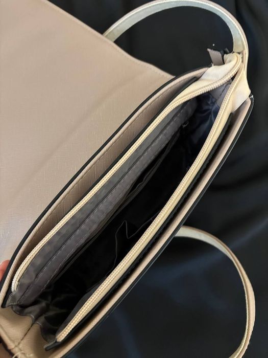 Жіноча сумочка через плече