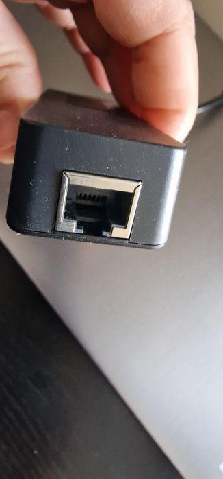 Hub com 3 portas e entrada rj45