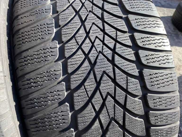 Шини зима 285/30/R21 Dunlop SP Winter Sport 4D