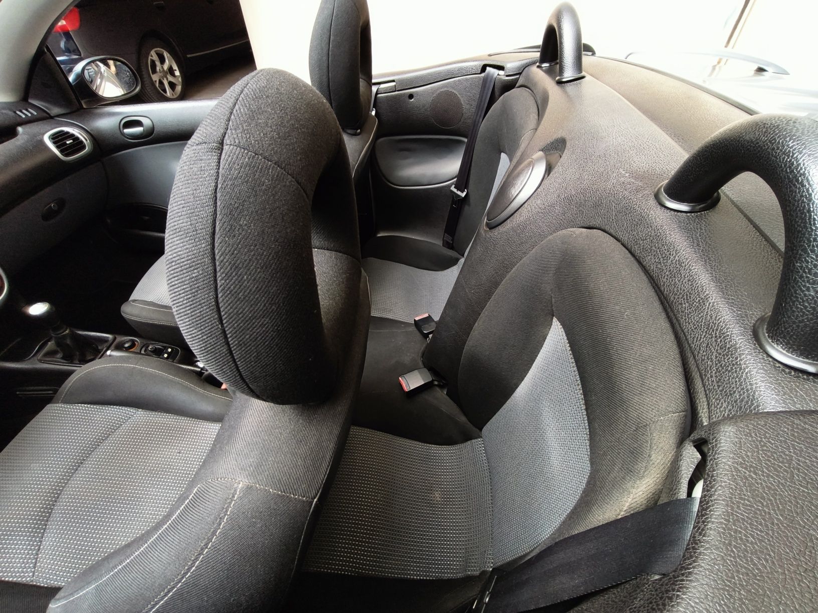 Peugeot 206 Cabrio 1.6 110cv impecável