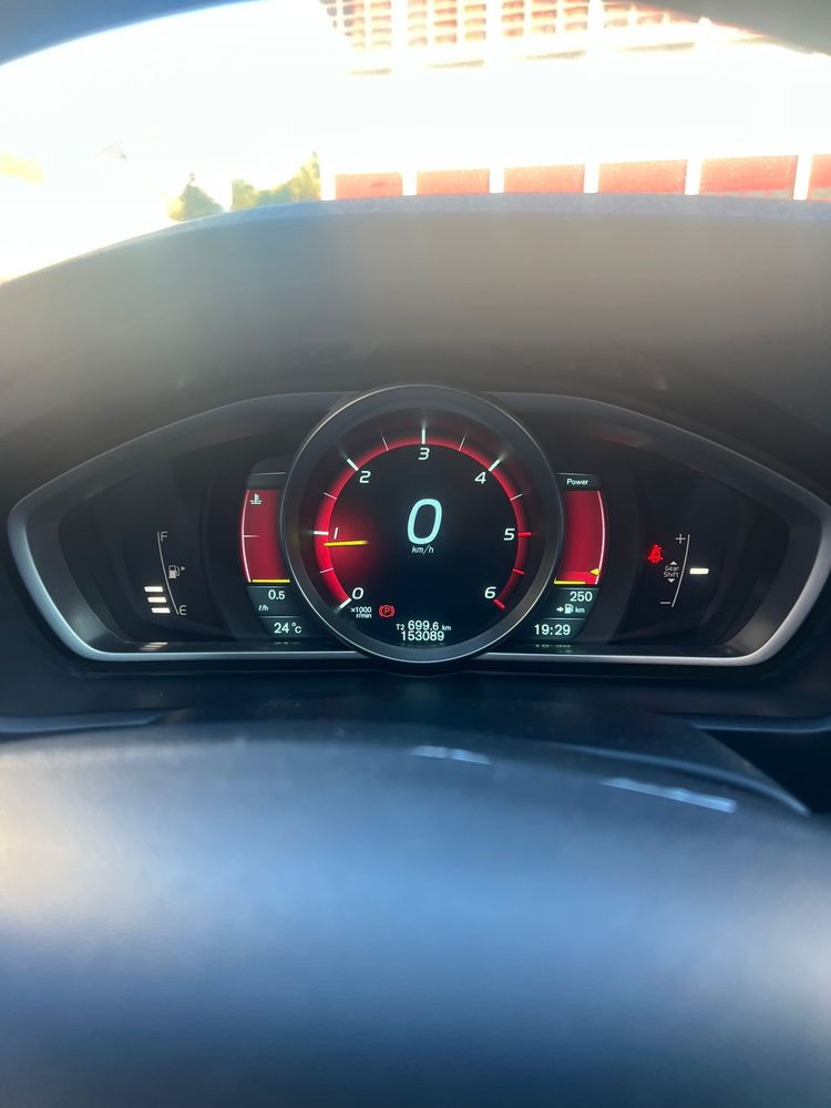 Volvo v40 cross country 1.6 diesel
