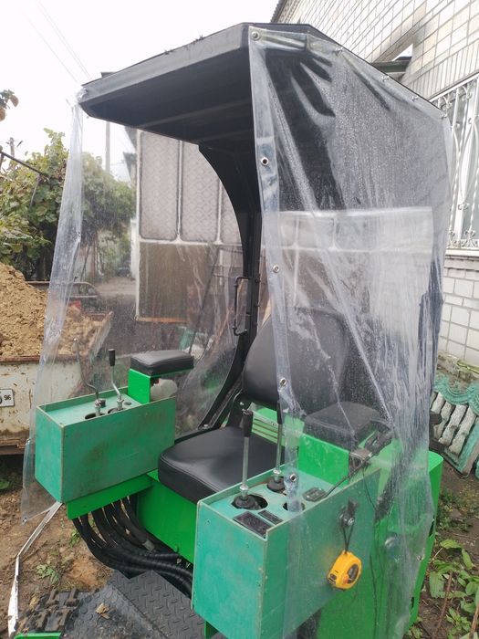 Продам мініескаватор  мд4 +