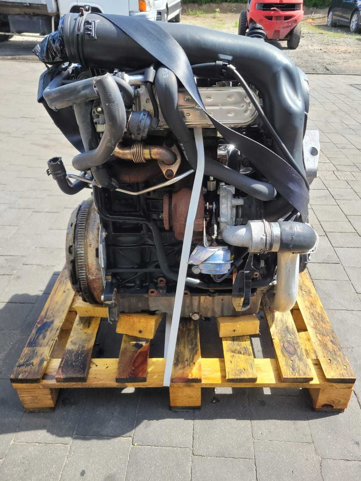SILNIK AUDI VW skoda seat 2.0 TDI 16V BKD AZV