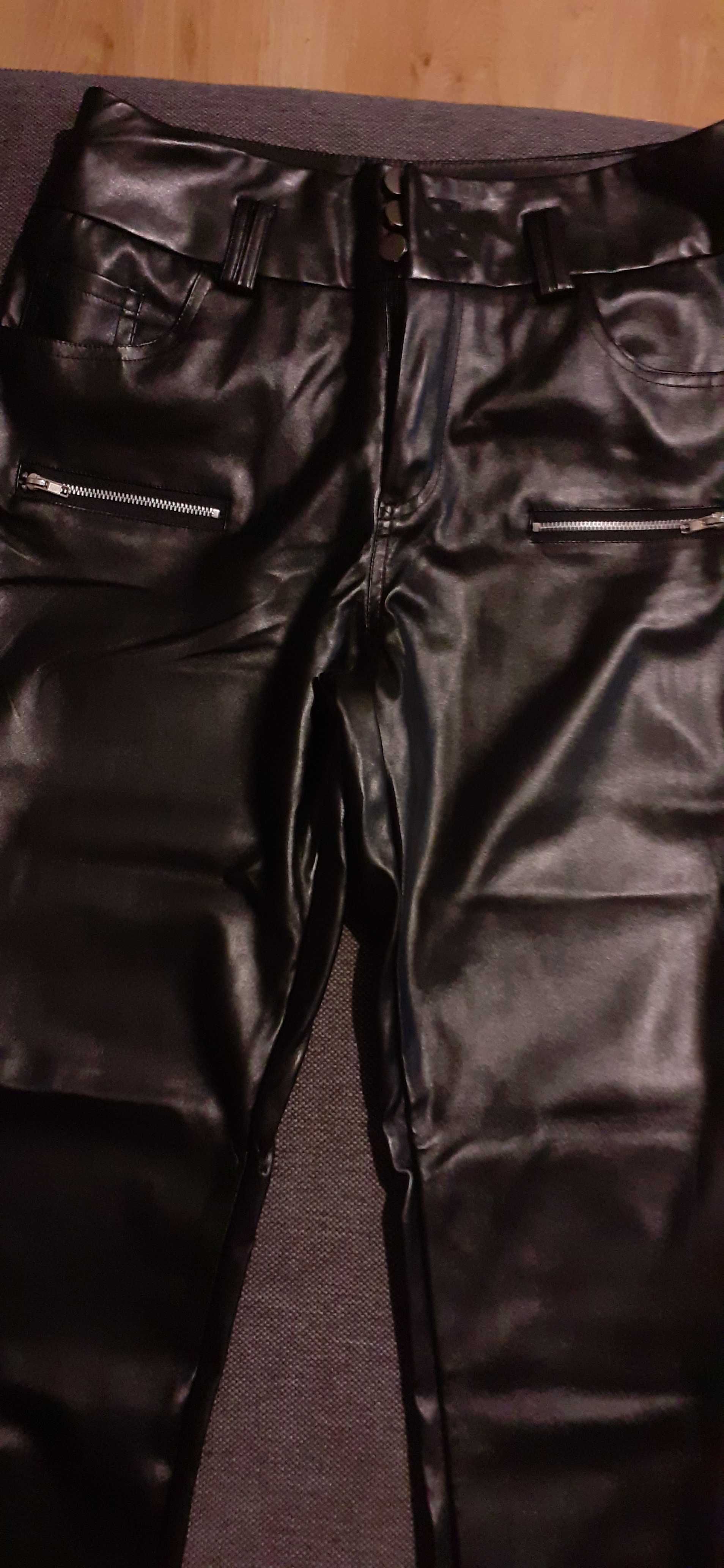 Spodnie czarne M lakierkowe