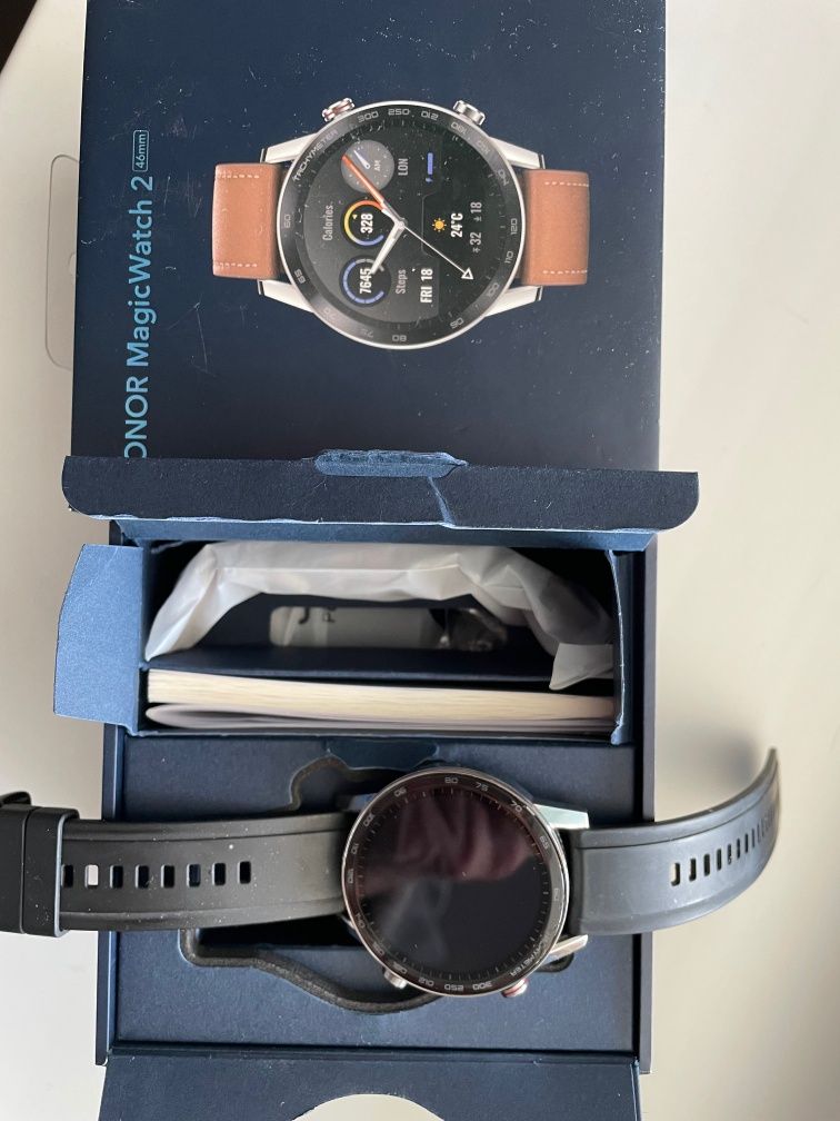Смартгодинник Honor Magic Watch 2