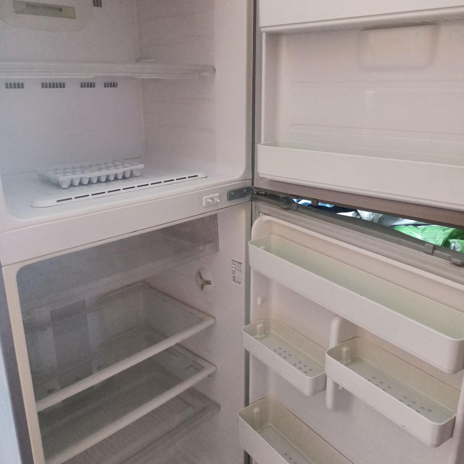 Продам холодильник Samsung