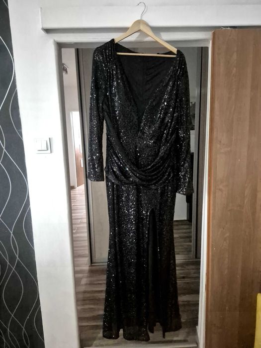 sukienka wieczorowa cekiny