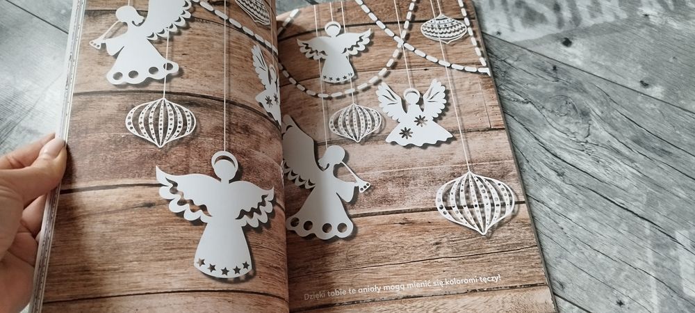 Kolorowanka, naklejki Wzorki świąteczne ozdabianki. i