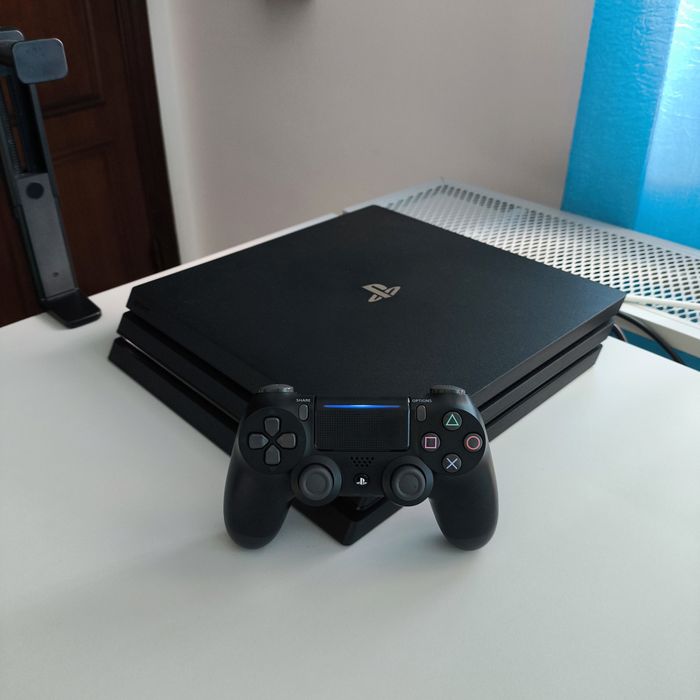PS4 Pro Desbloqueada 1TB + Extras