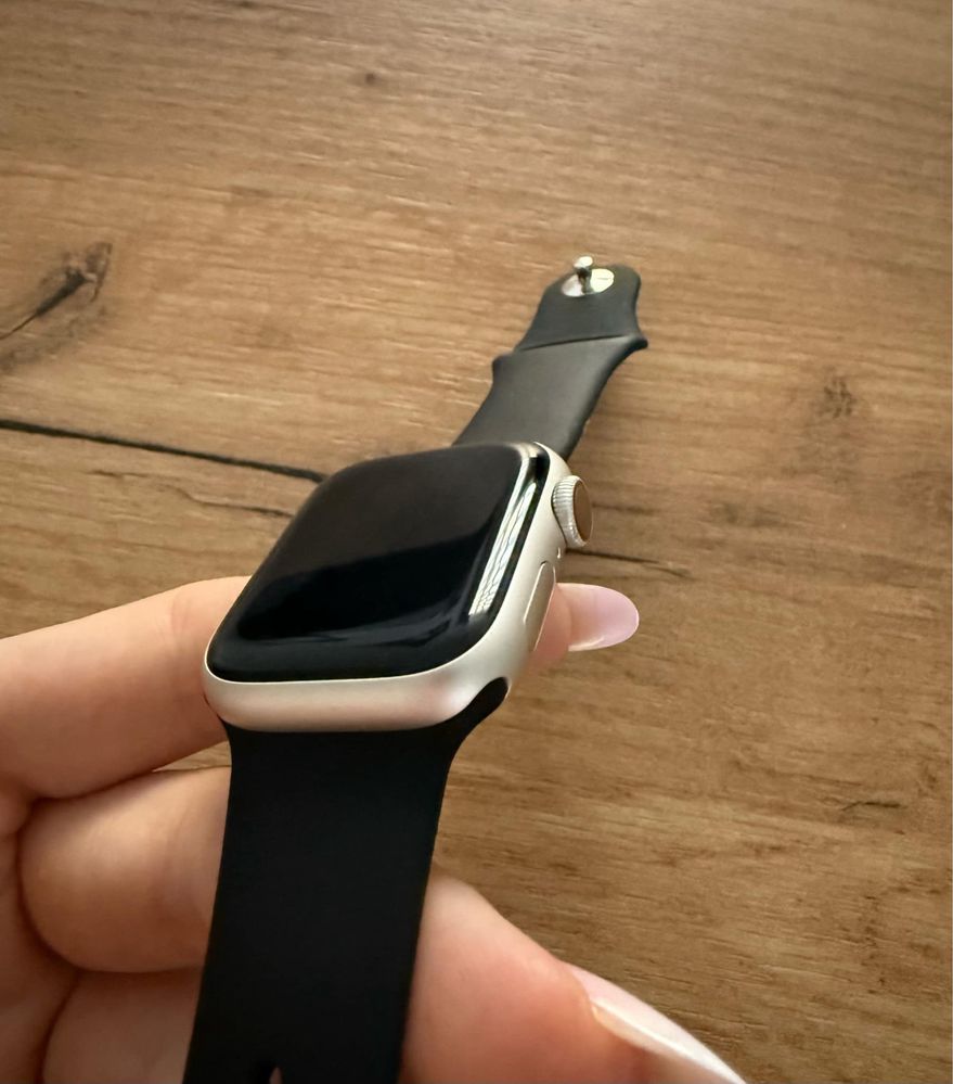Smartwatch APPLE Watch series 8 + Cellular 41 mm Bateria 100%