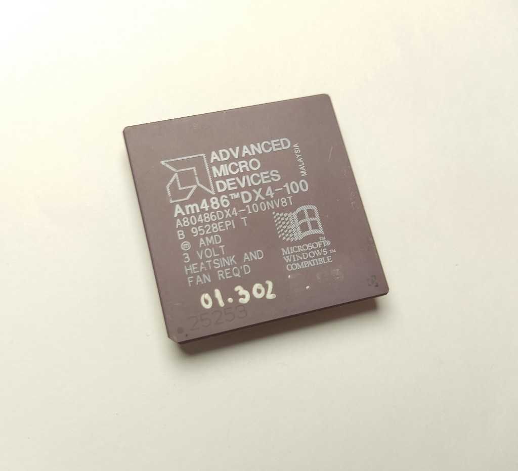 museu informática CPU AMD AM486 DX4 100 mhz - Envio GRÁTIS
