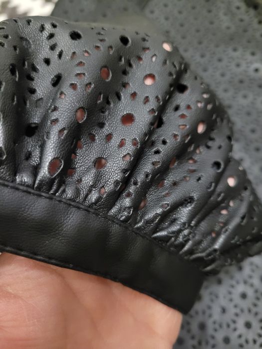 Нова шкіряна блуза Zara