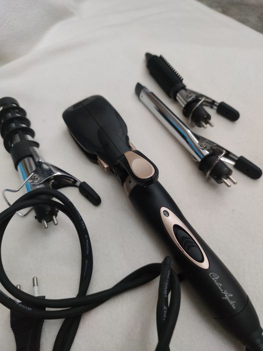 Alisador e modelador de caracóis - gama Cristina Aguilera