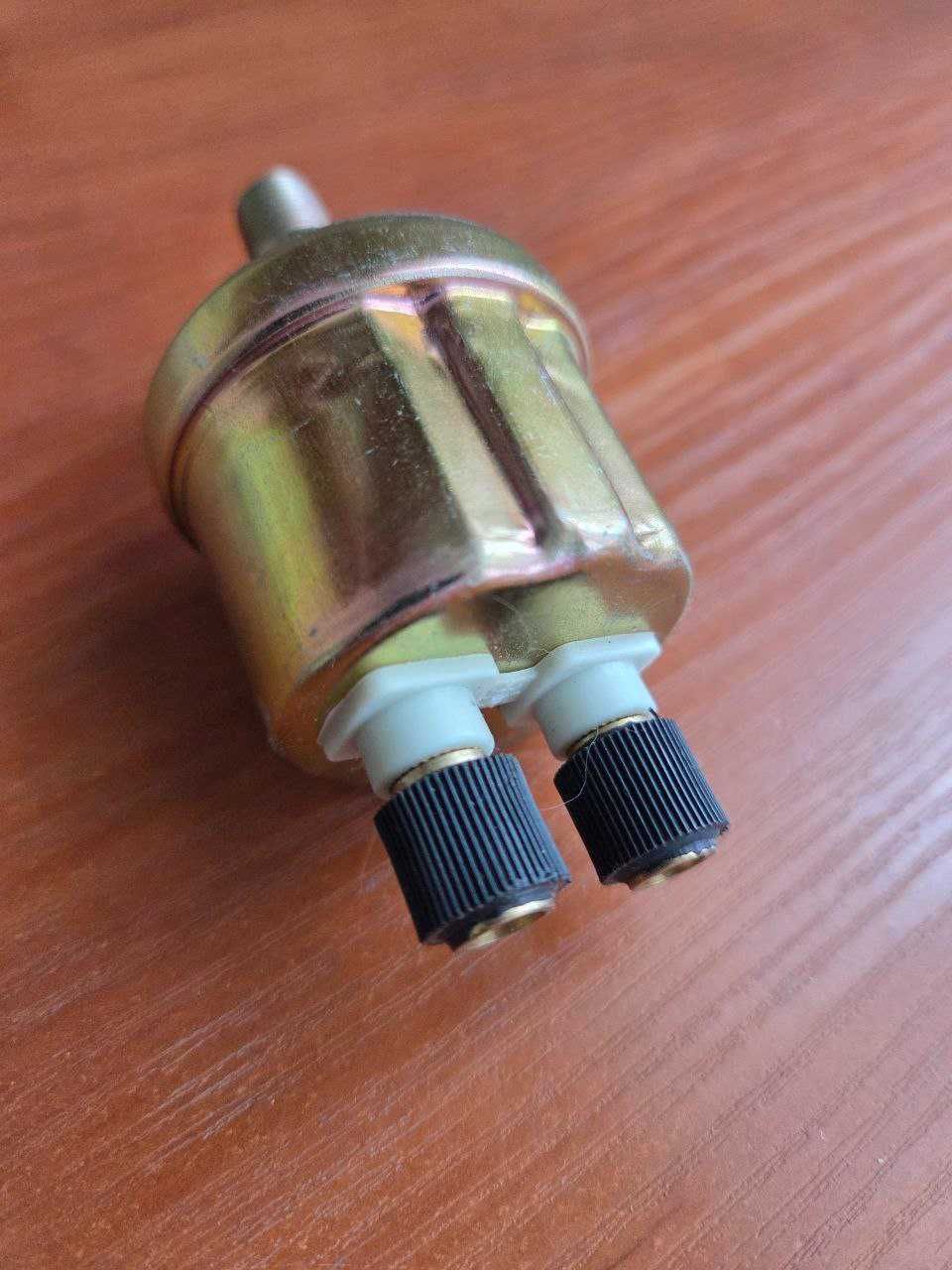 Датчик тиску оливи двоконтактний Foton Jinma 244/504