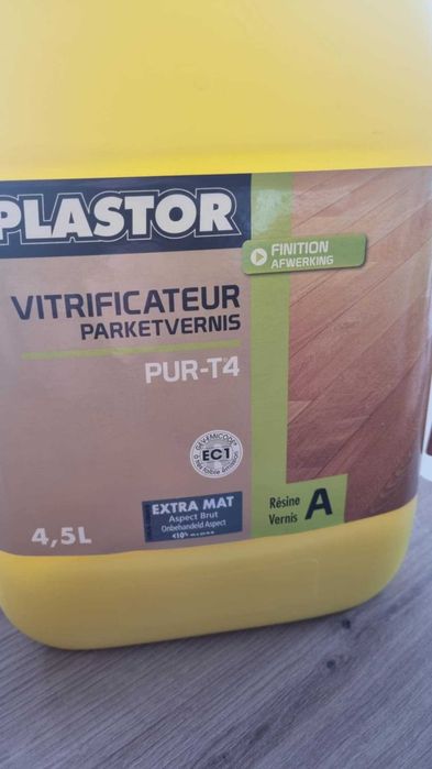V33 PLASTOR Lakier do parkietu PUR-T4 extra mat 5L