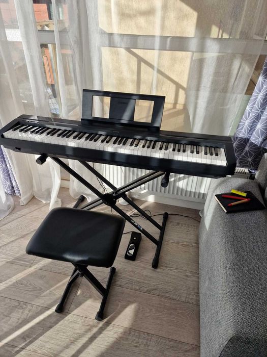 Yamaha P 45 - digital piano + akcesoria