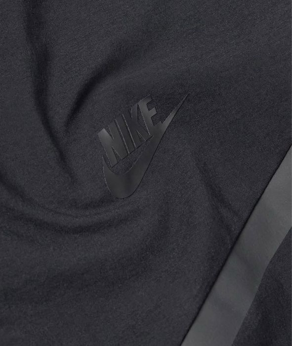 Зіпка Nike Tech Woven
