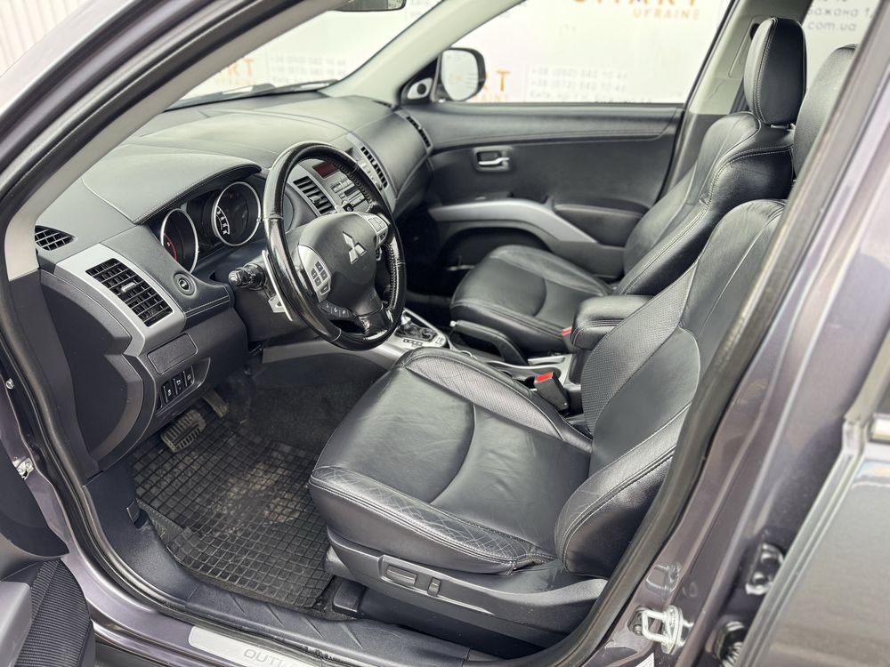Mitsubischi Outlander 2.2 d 4*4 avtomat з Швейцарії