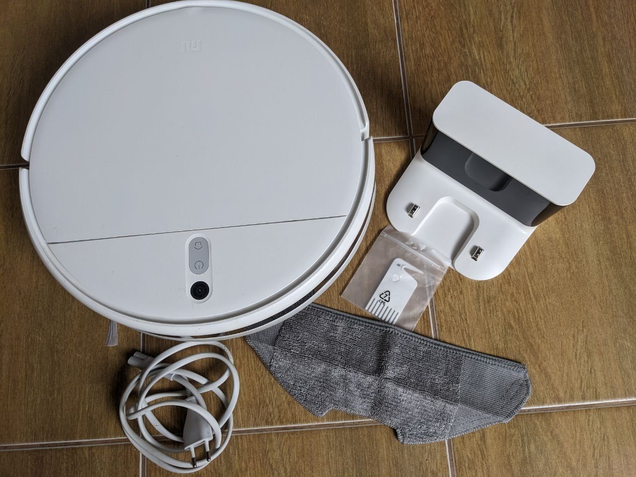 Робот пилосос Xiaomi robot vacuum mop 2 lite