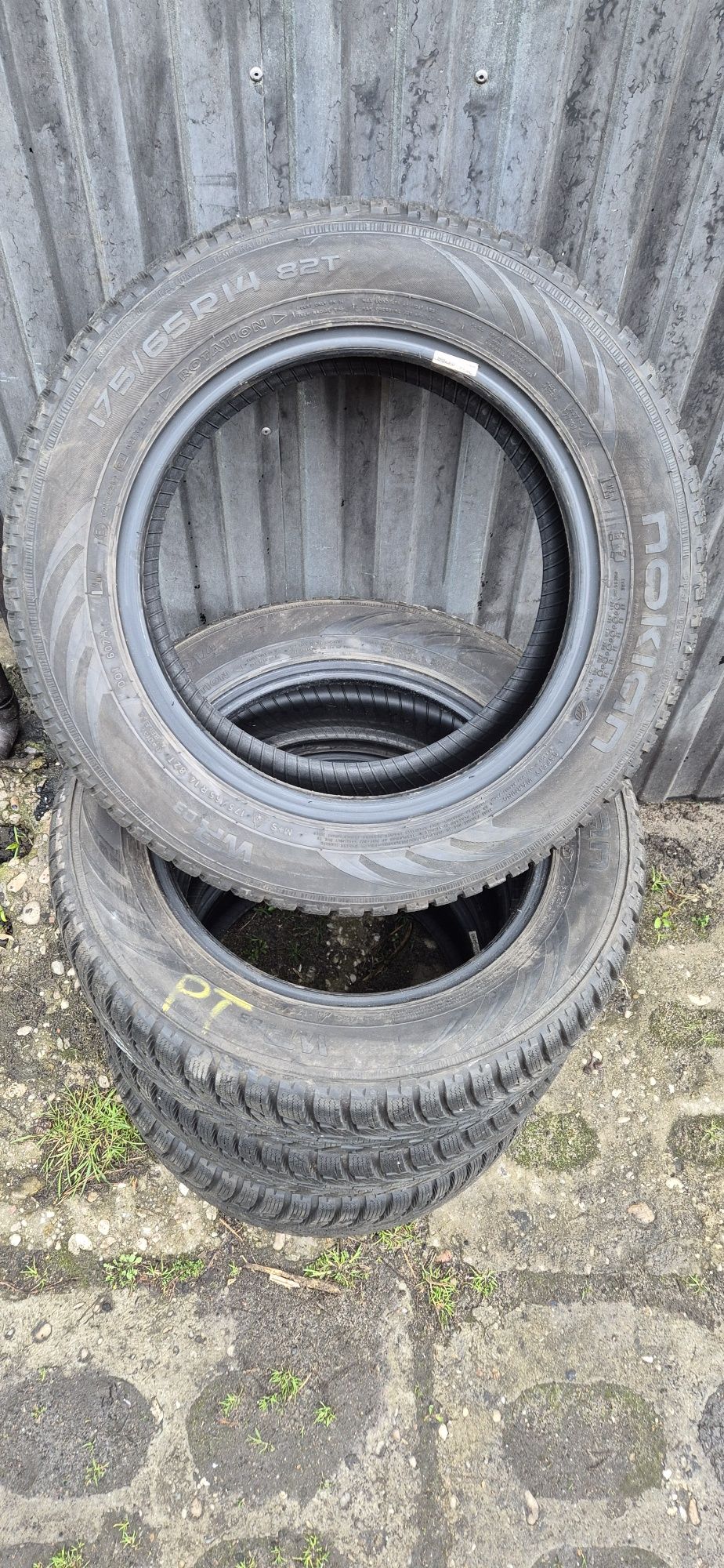 4x Nokian WRD3 175/65/14 zima