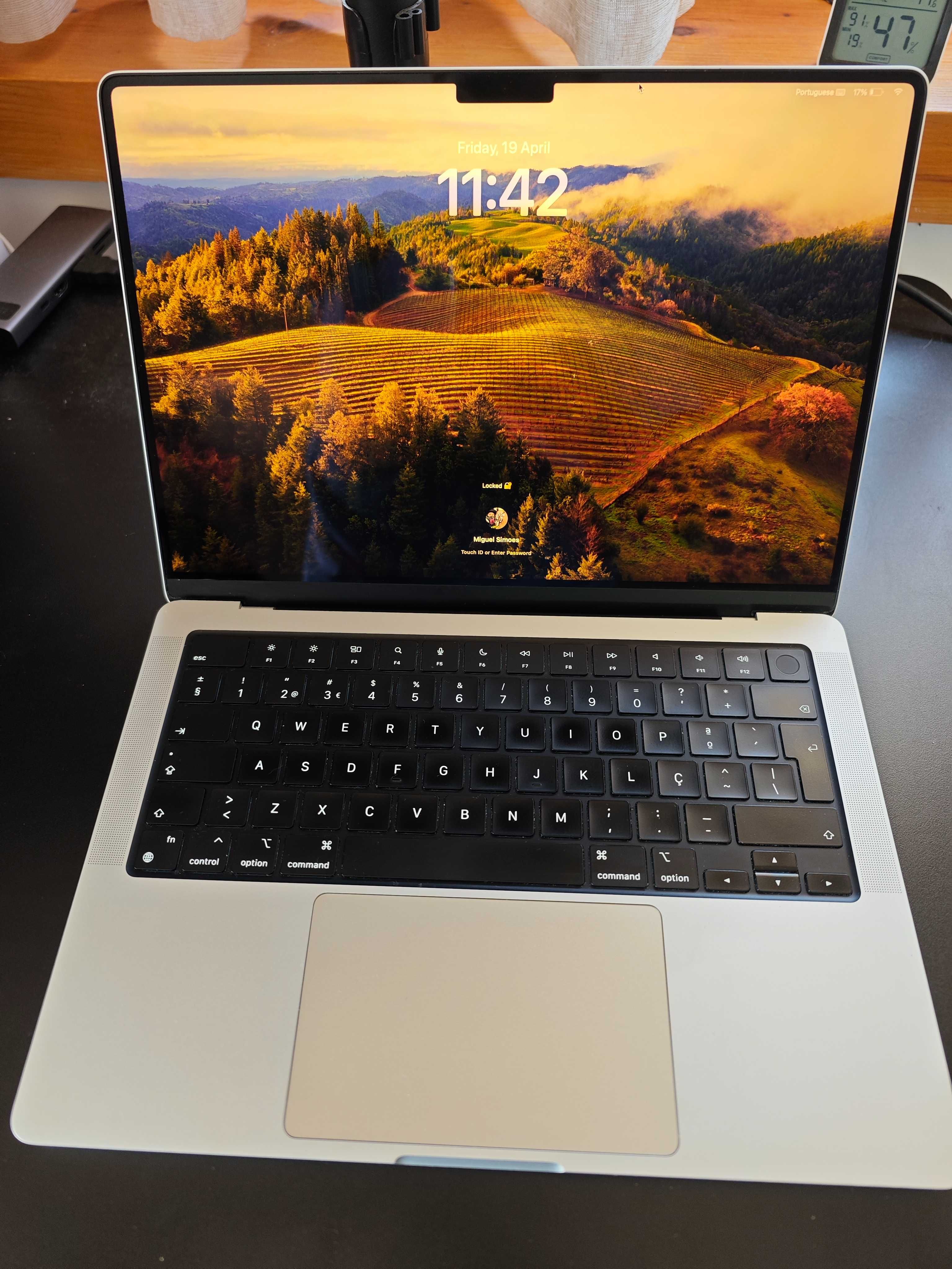 Macbook Pro M1 2022 - 1 TB- 16GB