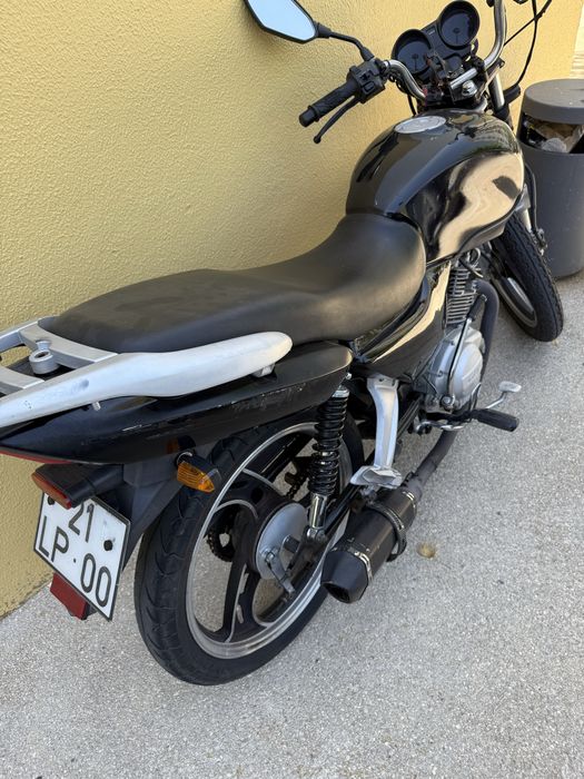 Moto Jianshe 125