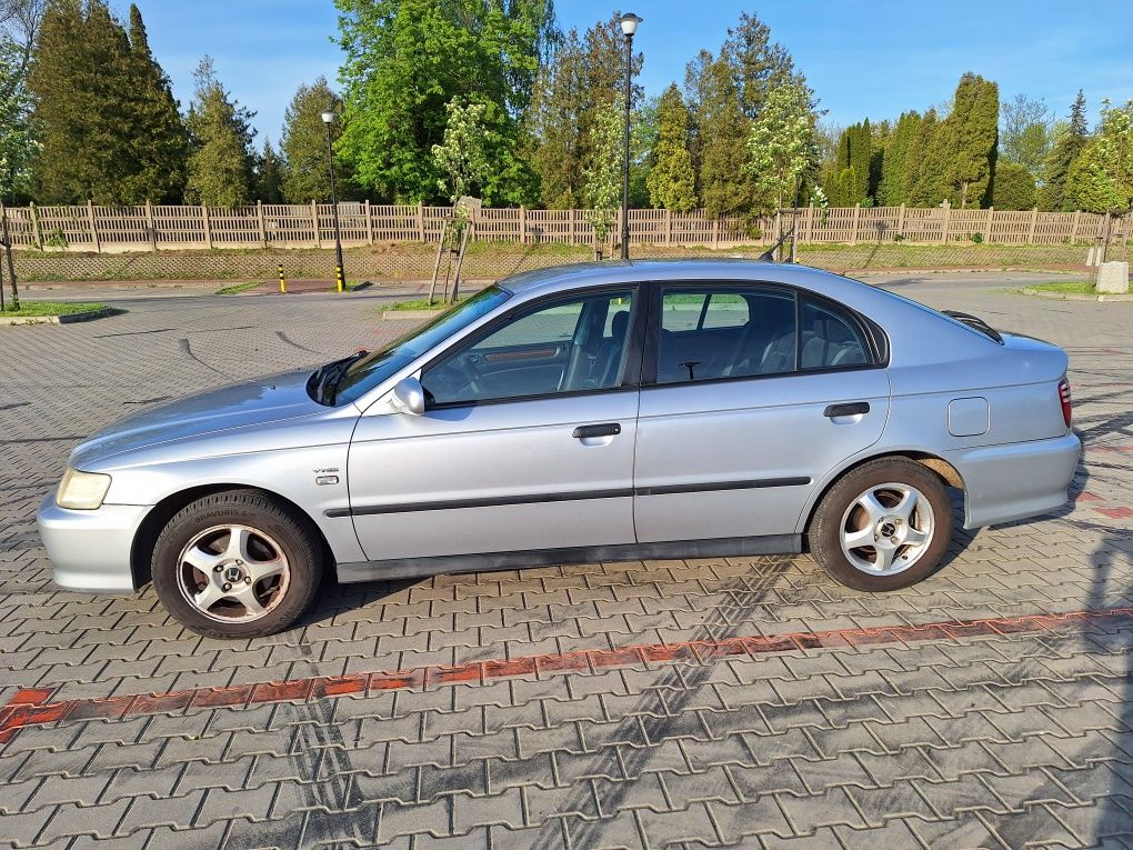 Honda Accord VI 1.8 136km