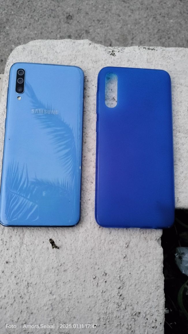 Vendo Samsung Galaxy A70 azul  128gb 8gb ram