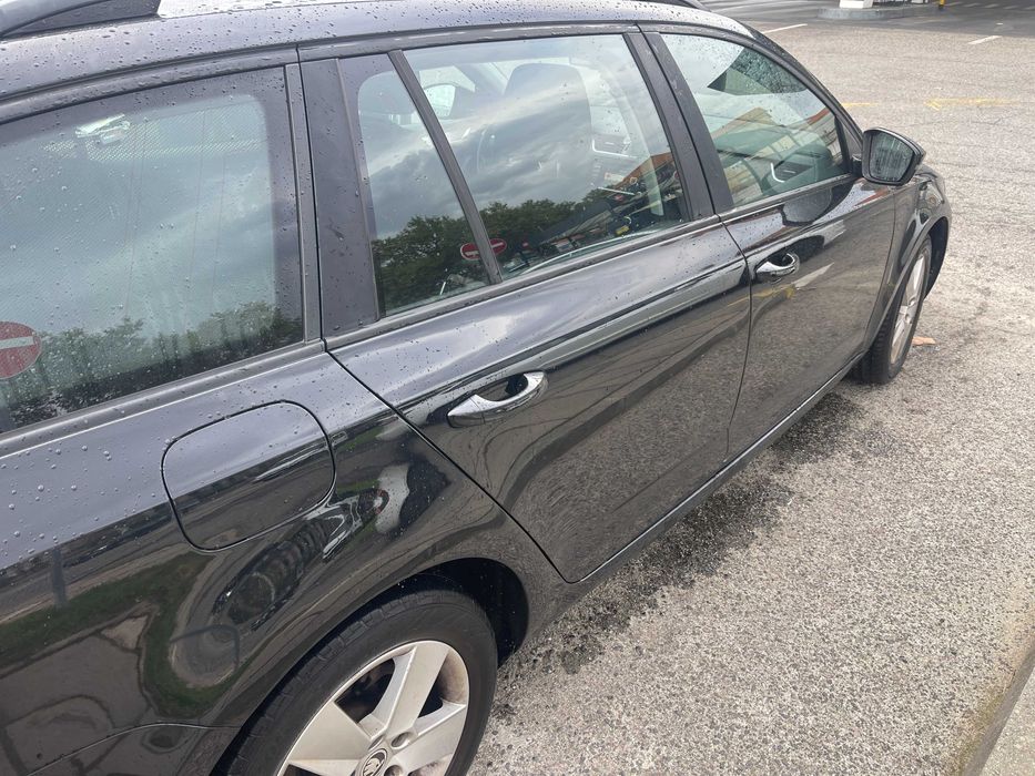 Skoda Octávia Break 1.6 TDI 110cv, junho 2015