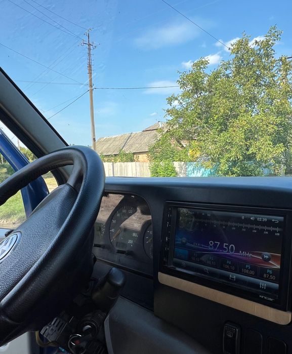 Продам VW LT – сімейний бус, легко переобладнати