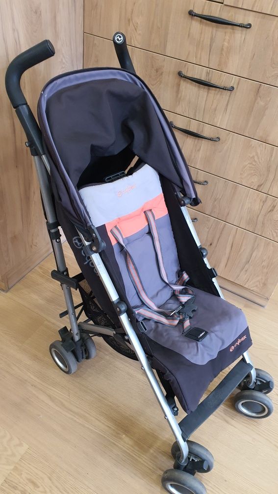 Коляска прогулка  Cybex Onyx