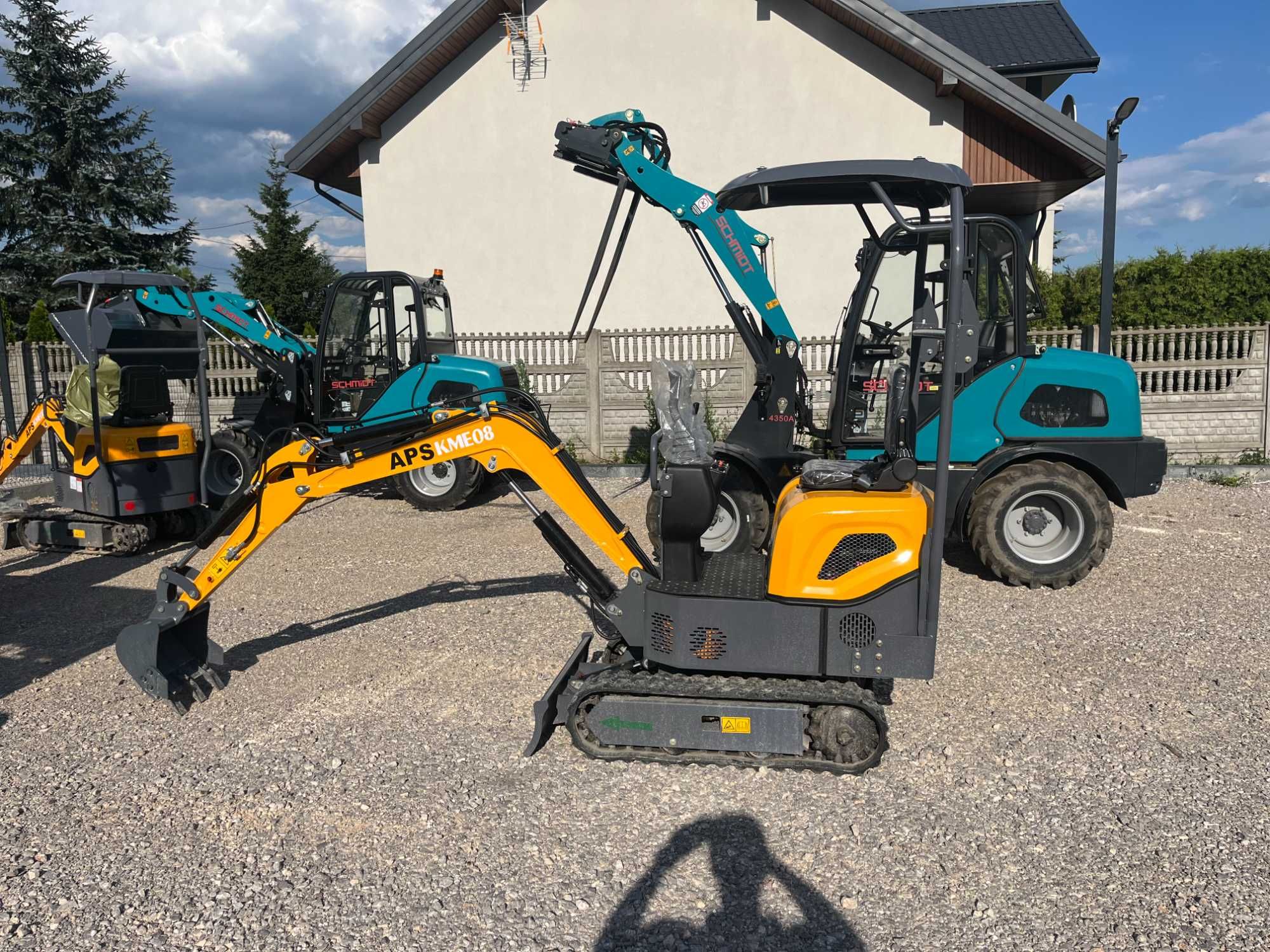 Miniładowarka Ładowarka mini ładowarki minikoparki Traktory