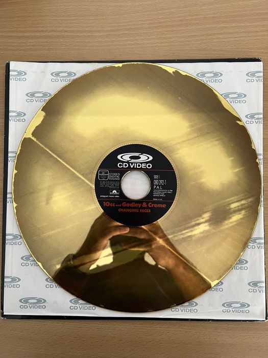 (LaserDisc/CD Video) 10cc and Godley & Creme: Changing Faces
