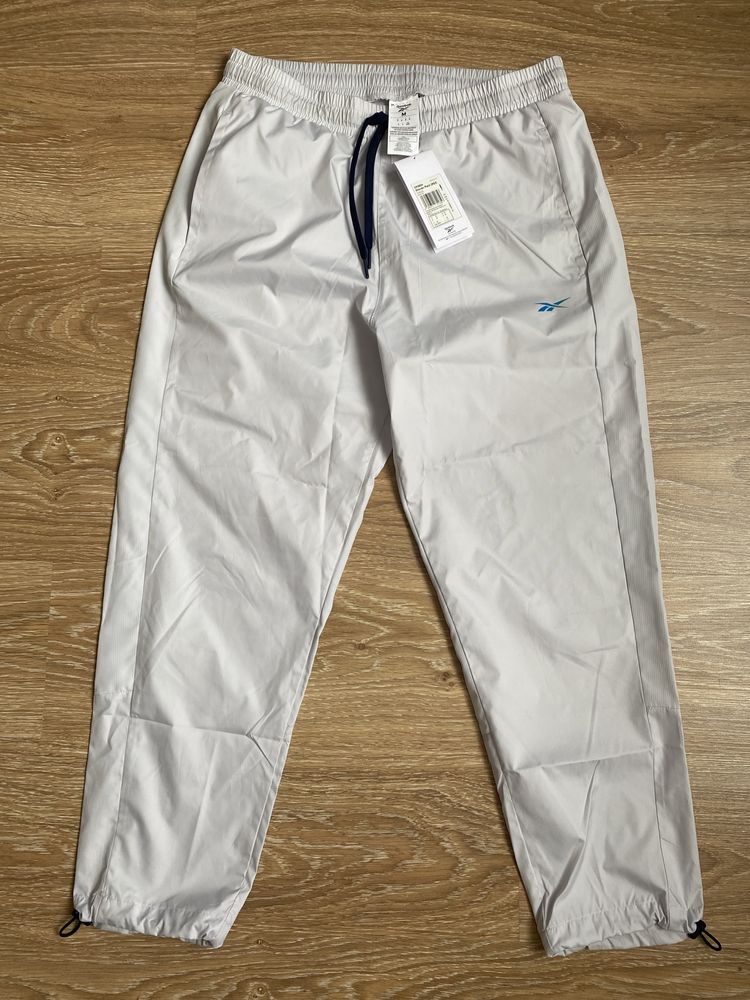Reebok pants чоловічі Спортивні штани Woven GK8854