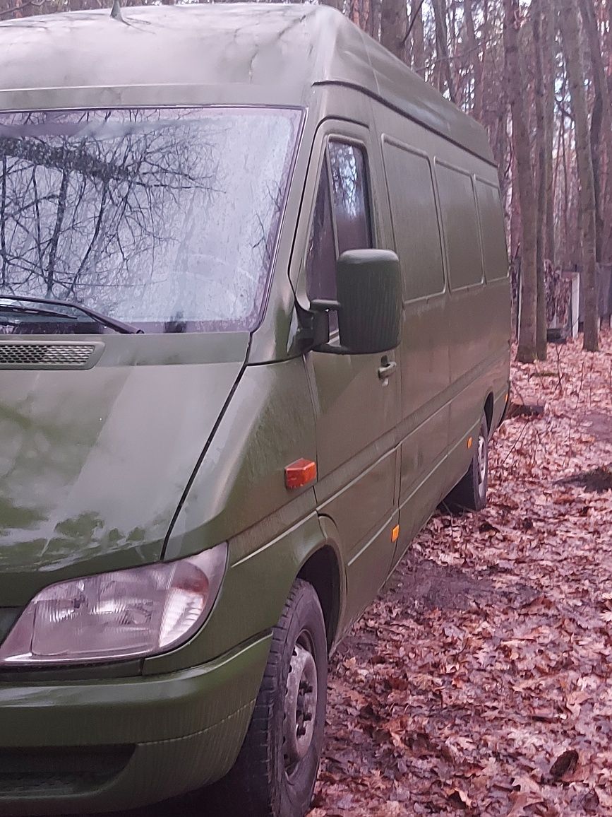 Продам мікроавтобус Mercedes-Benz Sprinter (Мерседес-Бенц Спрінтер)