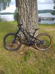 Specialized Turbo Levo rama L bateria 700