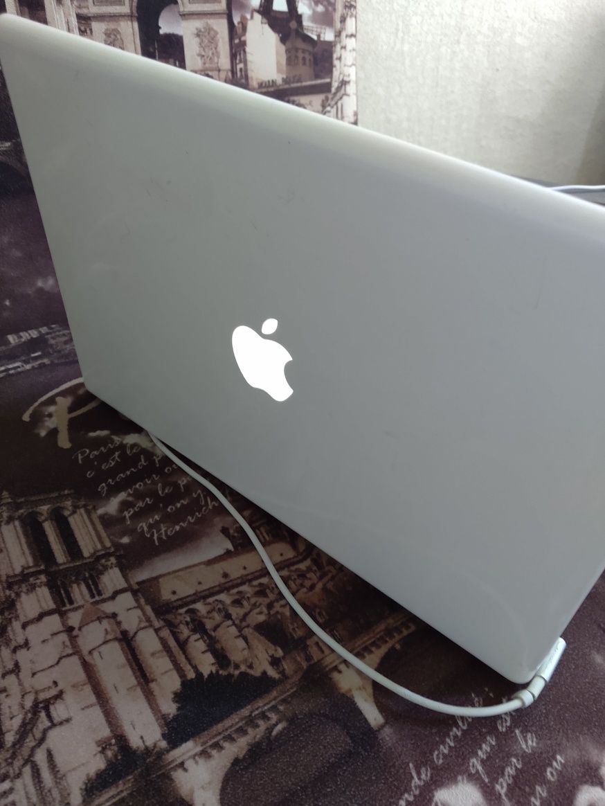 MacBook МакБук  (2006) 