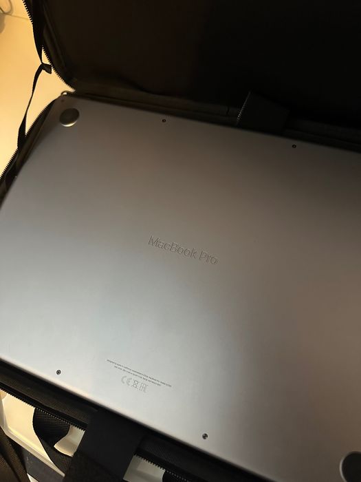 Apple 2023 MacBook Pro 16" M2 Max 38 GPU 96 GB RAM 1 TB SSD Mac OS