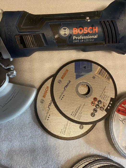 BOSCH Professional Szlifierka Kątowa GWS 18-125-V-LI + 2 Akumulatory