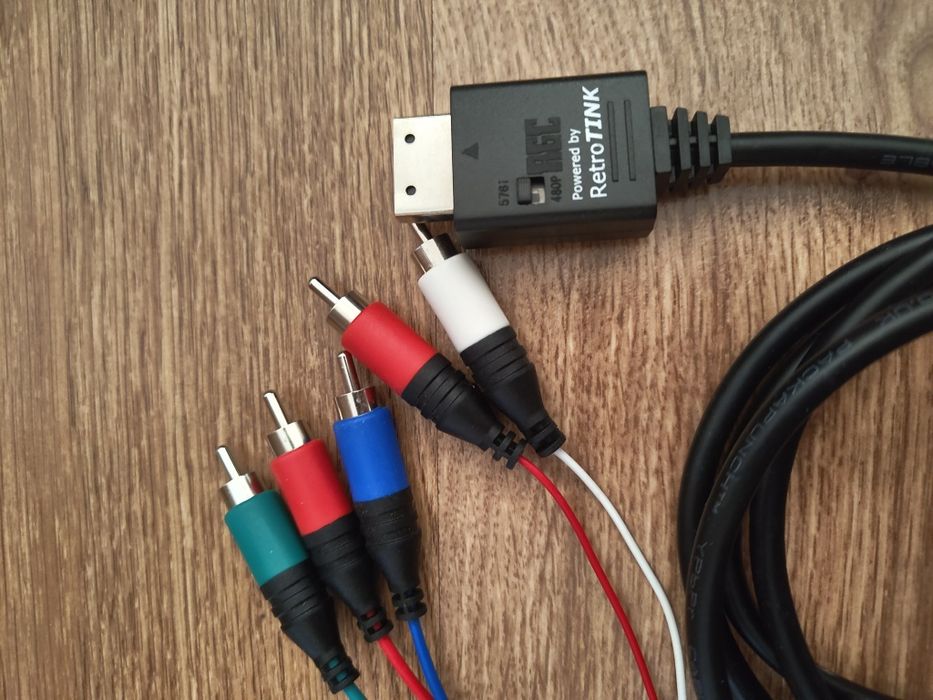 Kabel Component do konsoli Sega Dreamcast od Retro Gaming Cables (RGC)