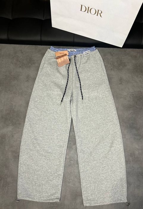 Штани Miu miu тренд 2025