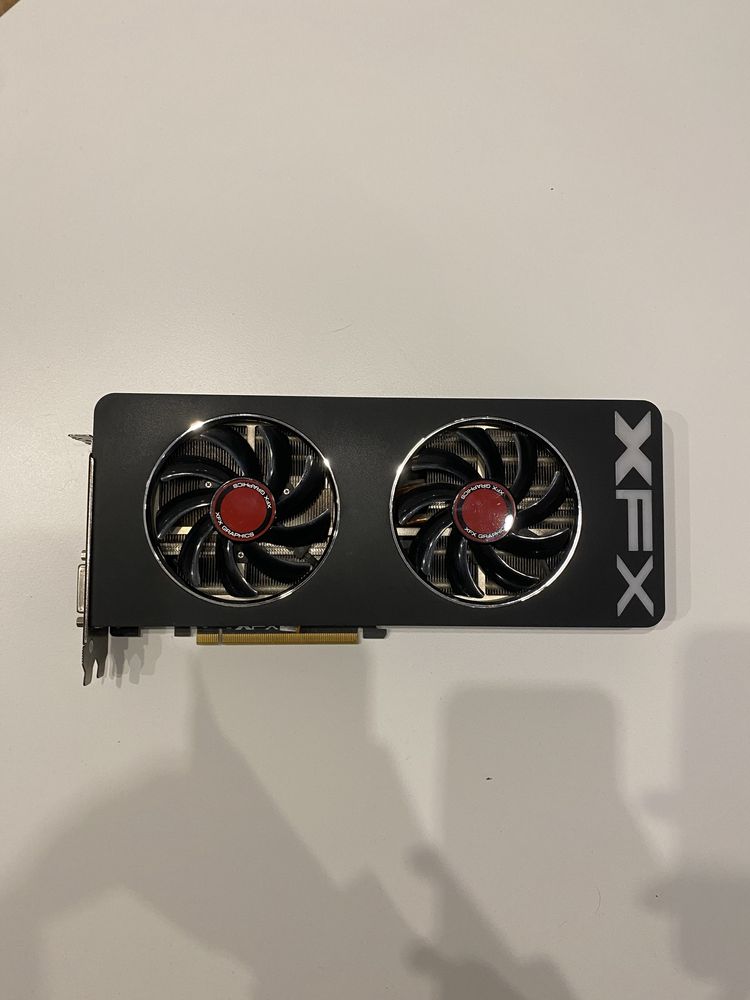 Karta graficzna radeon R9 200 series