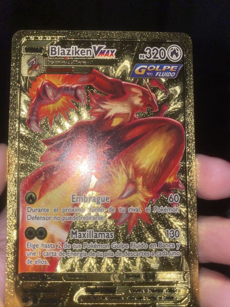 Blaziken Vmax Gold