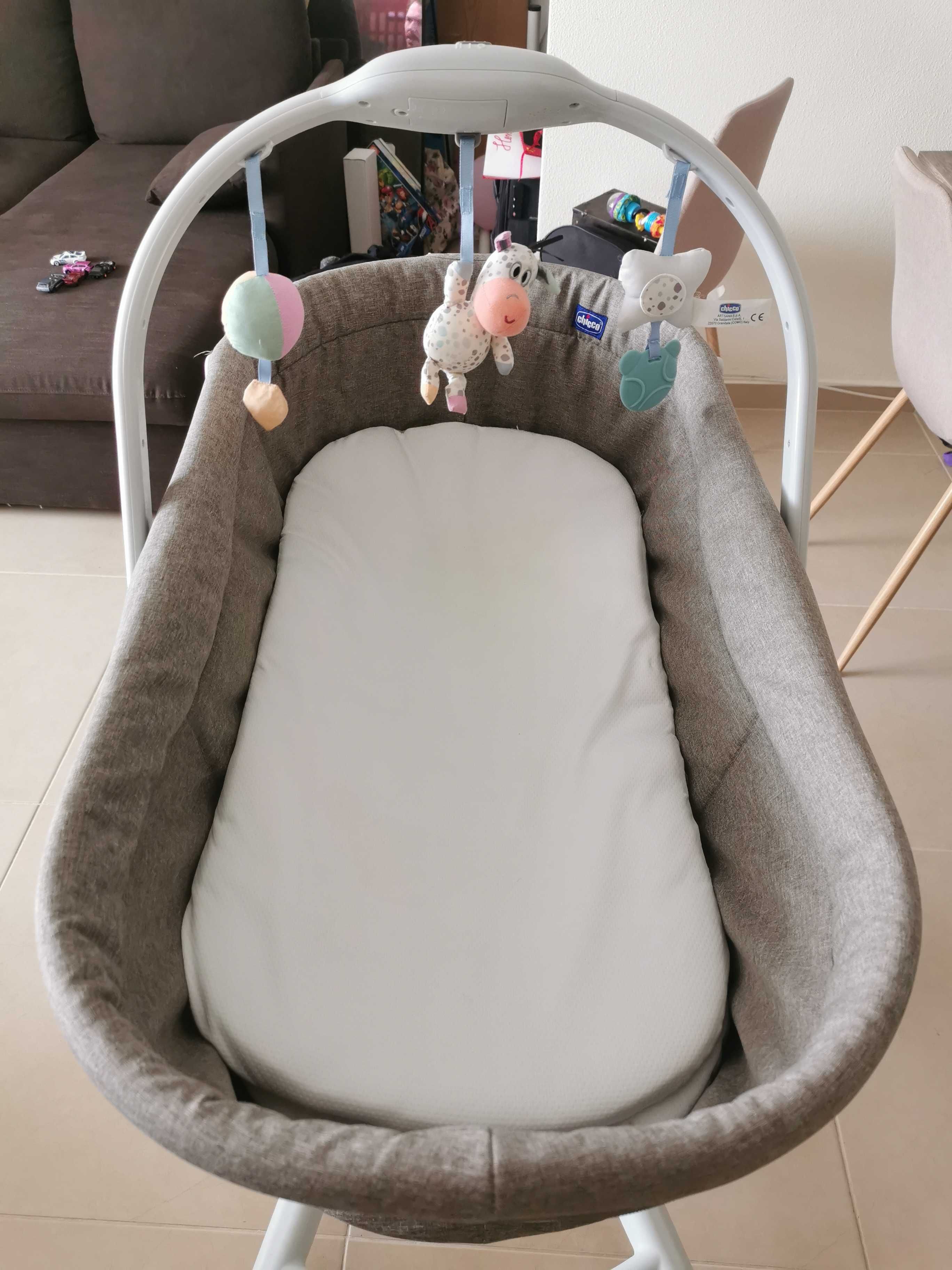 Berço Baby Hug 4 em 1
