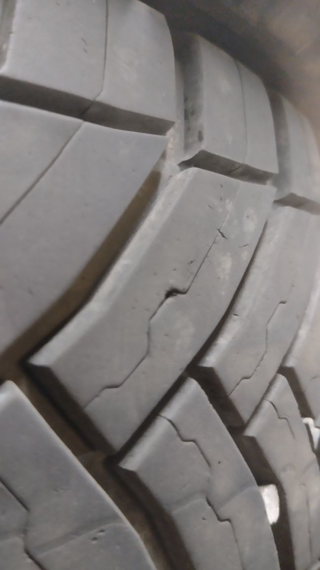 215.65.15 c Michelin crosclimate 2 szt