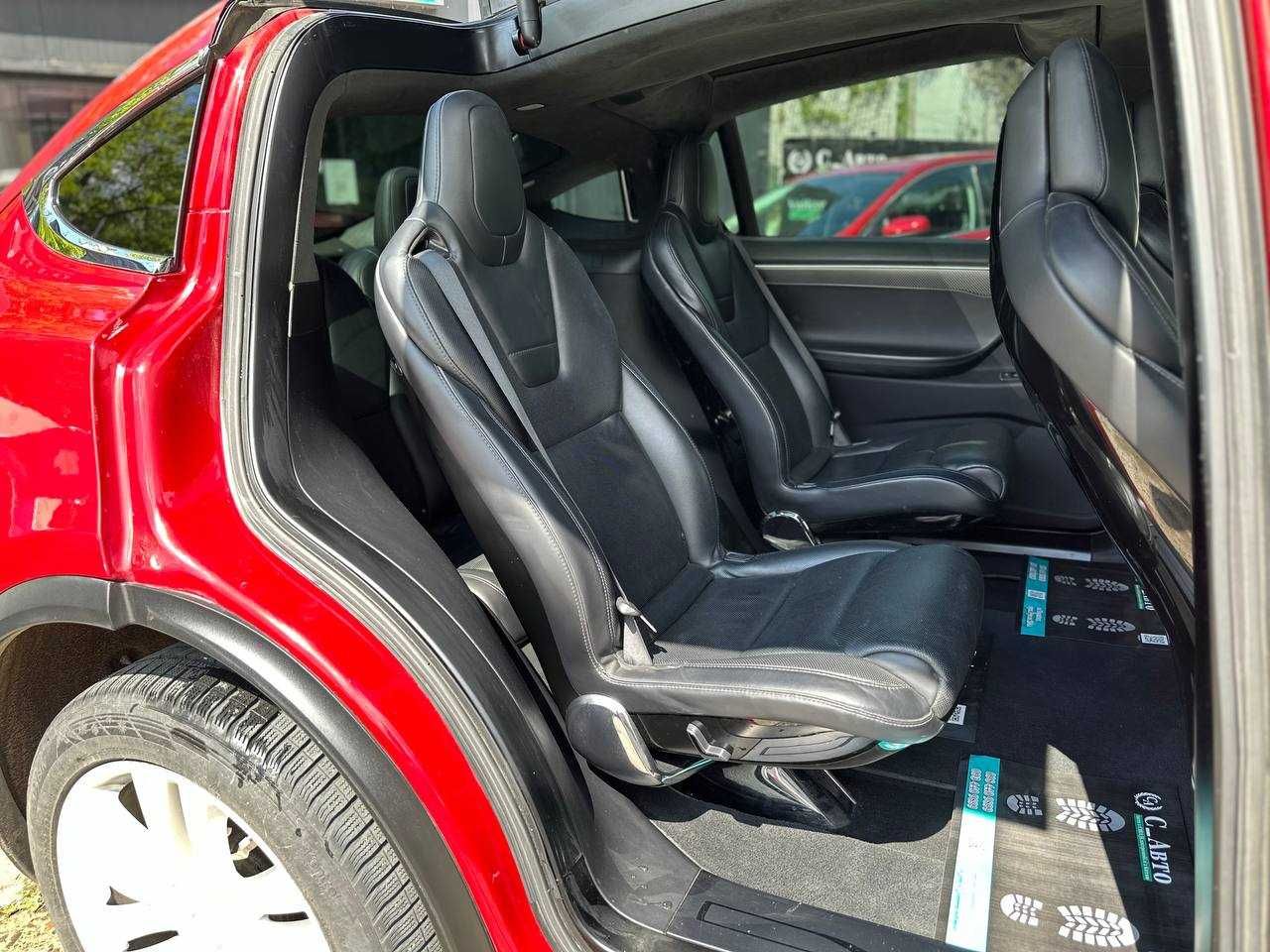 Tesla Model X 75D 75 kWh Dual Motor в кредит без авансу!